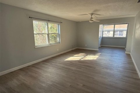 Appartement à louer à Port Orange, Floride: 2 chambres, 161.46 m2 № 1829524 - photo 13