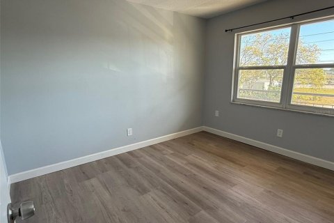 Appartement à louer à Port Orange, Floride: 2 chambres, 161.46 m2 № 1829524 - photo 12