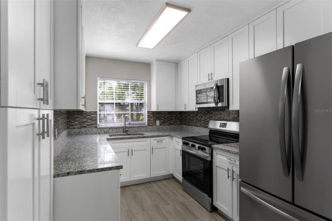 House in Fort Meade, Florida 3 bedrooms, 172.24 sq.m. № 1529706 - photo 12