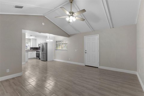 House in Fort Meade, Florida 3 bedrooms, 172.24 sq.m. № 1529706 - photo 8