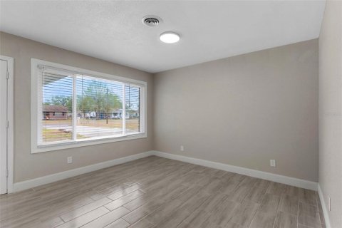 House in Fort Meade, Florida 3 bedrooms, 172.24 sq.m. № 1529706 - photo 6