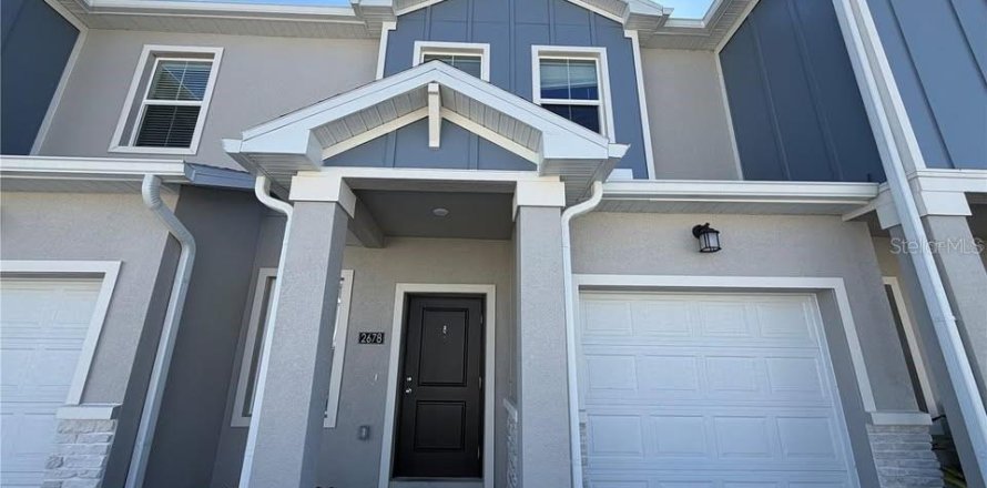 Touwnhouse à Poinciana, Floride 3 chambres, 174.1 m2 № 2401175