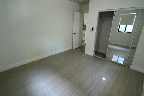 Apartamento en alquiler en Fort Lauderdale, Florida, 2 dormitorios, 1107.95 m2 № 2087930 - foto 10