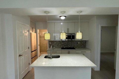 Apartamento en alquiler en Fort Lauderdale, Florida, 2 dormitorios, 1107.95 m2 № 2087930 - foto 2