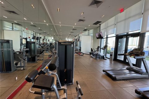 Condominio en alquiler en Miami, Florida, 54.07 m2 № 2011259 - foto 18