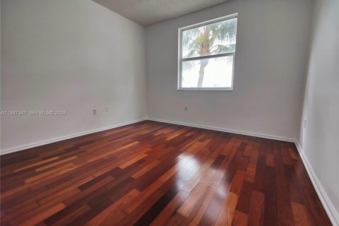 Снять в аренду кондоминиум в Санни-Айлс-Бич, Флорида 2 спальни, 103.68м2, № 2047804 - фото 14