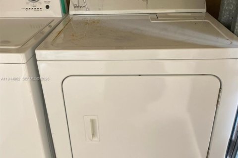 Снять в аренду кондоминиум в Пемброк-Пайнс, Флорида 1 спальня, 64.1м2, № 2005454 - фото 7