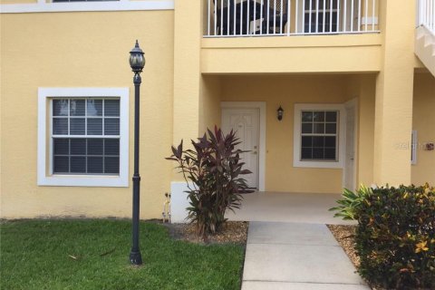 Condo à Punta Gorda, Floride, 2 chambres  № 2298933
