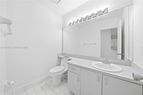 Купить виллу или дом в Майами, Флорида 4 спальни, 238.94м2, № 2068135 - фото 16