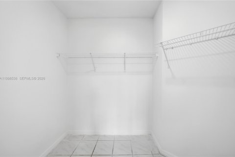 Купить виллу или дом в Майами, Флорида 4 спальни, 238.94м2, № 2068135 - фото 29