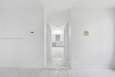 Купить виллу или дом в Майами, Флорида 4 спальни, 238.94м2, № 2068135 - фото 21