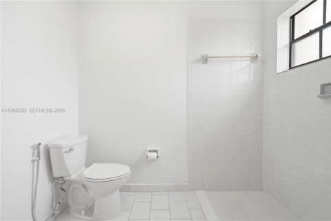 Купить виллу или дом в Майами, Флорида 4 спальни, 238.94м2, № 2068135 - фото 24