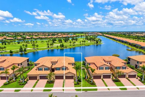 Condo à Venice, Floride, 3 chambres № 2437419