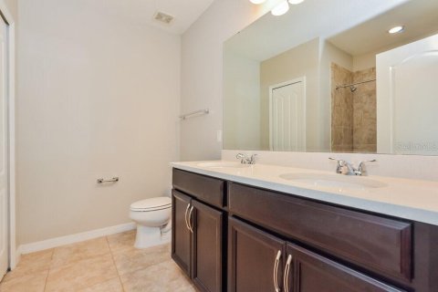 Villa ou maison à louer à Tavares, Floride: 4 chambres, 183.57 m2 № 2415520 - photo 10
