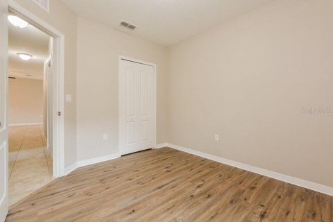 Villa ou maison à louer à Tavares, Floride: 4 chambres, 183.57 m2 № 2415520 - photo 13
