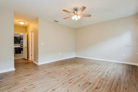 Villa ou maison à louer à Tavares, Floride: 4 chambres, 183.57 m2 № 2415520 - photo 9