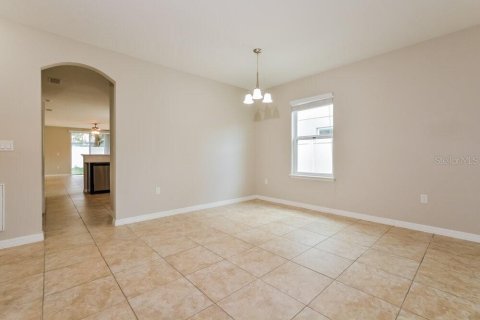 Villa ou maison à louer à Tavares, Floride: 4 chambres, 183.57 m2 № 2415520 - photo 4