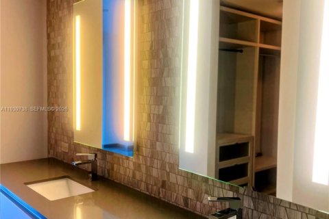 Copropriété à louer à Miami, Floride: 2 chambres, 111.67 m2 № 1997662 - photo 14