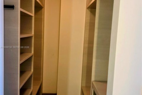 Copropriété à louer à Miami, Floride: 2 chambres, 111.67 m2 № 1997662 - photo 9