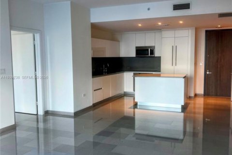 Copropriété à louer à Miami, Floride: 2 chambres, 111.67 m2 № 1997662 - photo 2