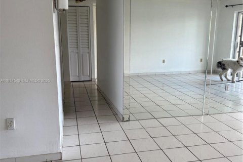 Купить кондоминиум в Майами, Флорида 2 спальни, 95.69м2, № 1992713 - фото 5