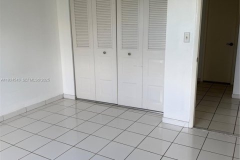 Купить кондоминиум в Майами, Флорида 2 спальни, 95.69м2, № 1992713 - фото 15