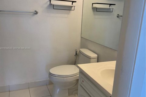 Купить кондоминиум в Майами, Флорида 2 спальни, 95.69м2, № 1992713 - фото 12