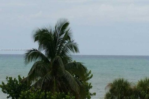 Copropriété à louer à Fort Lauderdale, Floride: 2 chambres, 148.27 m2 № 1951056 - photo 2