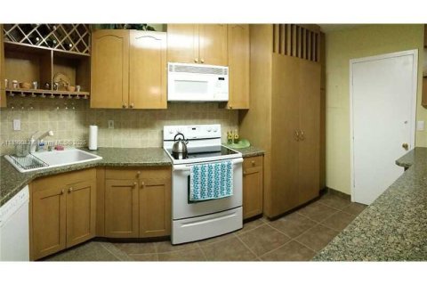 Copropriété à louer à Fort Lauderdale, Floride: 2 chambres, 148.27 m2 № 1951056 - photo 5