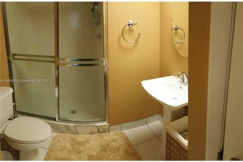 Copropriété à louer à Fort Lauderdale, Floride: 2 chambres, 148.27 m2 № 1951056 - photo 9