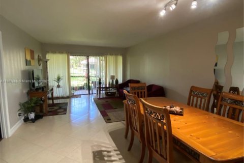Condo in Deerfield Beach, Florida, 2 bedrooms  № 1755972 - photo 20