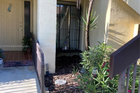 Condo in Deerfield Beach, Florida, 2 bedrooms  № 1755972 - photo 5