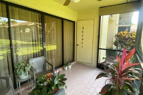 Condo in Deerfield Beach, Florida, 2 bedrooms  № 1755972 - photo 29