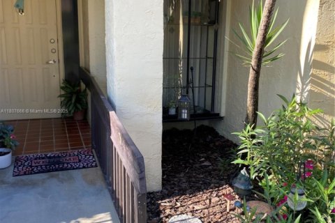 Condo in Deerfield Beach, Florida, 2 bedrooms  № 1755972 - photo 4