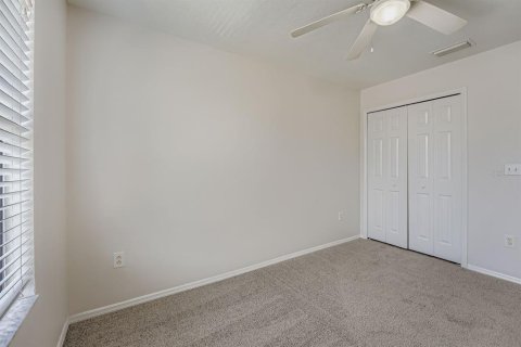 Townhouse in Brandon, Florida 3 bedrooms, 137.4 sq.m. № 1875933 - photo 20