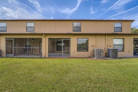 Townhouse in Brandon, Florida 3 bedrooms, 137.4 sq.m. № 1875933 - photo 26