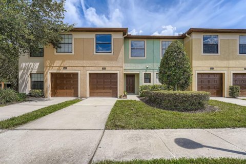 Townhouse in Brandon, Florida 3 bedrooms, 137.4 sq.m. № 1875933 - photo 1