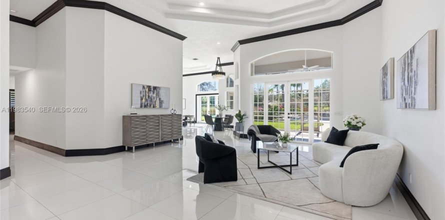 House in Davie, Florida 4 bedrooms, 374.02 sq.m. № 2049695