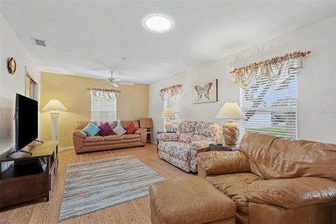 Villa ou maison à vendre à San Antonio, Floride: 2 chambres, 191.66 m2 № 2355887 - photo 18