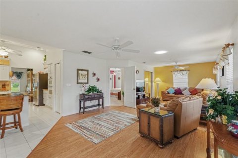 Villa ou maison à vendre à San Antonio, Floride: 2 chambres, 191.66 m2 № 2355887 - photo 16