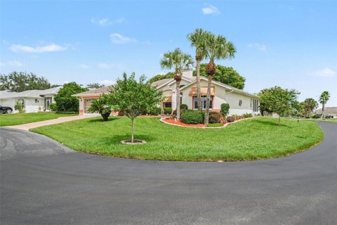 Villa ou maison à vendre à San Antonio, Floride: 2 chambres, 191.66 m2 № 2355887 - photo 3