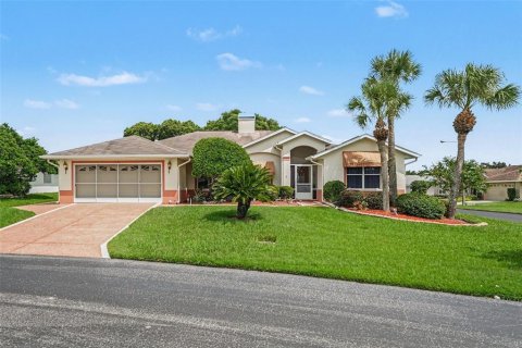 House in San Antonio, Florida 2 bedrooms, 191.66 sq.m. № 2355887