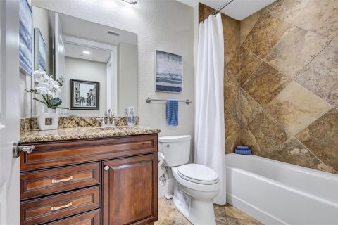 Condo in Palmetto, Florida, 3 bedrooms  № 2200354 - photo 18