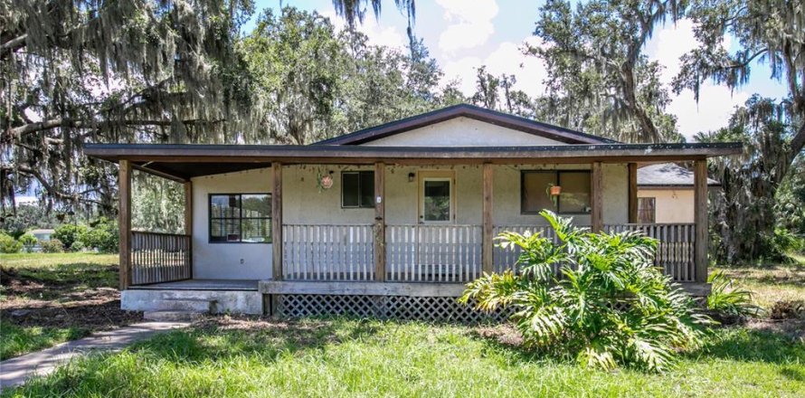 Casa en Leesburg, Florida 3 dormitorios, 147.16 m2 № 1879618