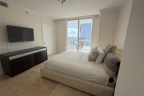 Condo in Miami, Florida, 2 bedrooms  № 2052832 - photo 12