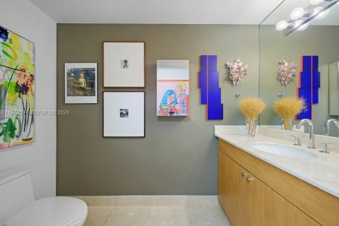 Condo in Aventura, Florida, 2 bedrooms  № 2036377 - photo 21