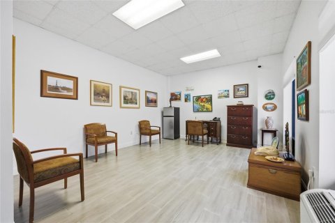 Commercial property in Mount Dora, Florida 104.52 sq.m. № 2213992 - photo 4