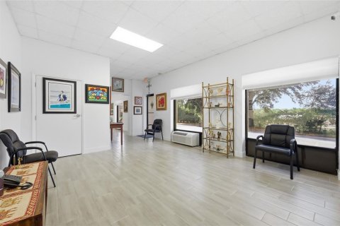Commercial property in Mount Dora, Florida 104.52 sq.m. № 2213992 - photo 3