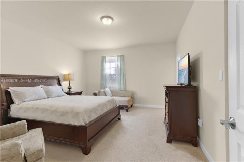 Adosado en venta en Miami, Florida, 4 dormitorios, 179.3 m2 № 1994660 - foto 14