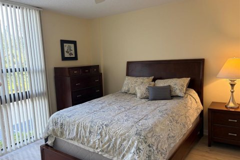 Copropriété à vendre à Port Charlotte, Floride: 2 chambres, 72.74 m2 № 2387698 - photo 6